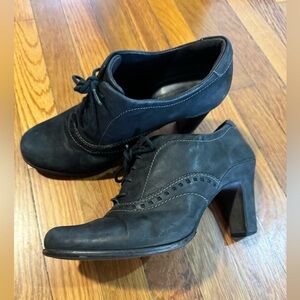 Ecco Black Women's soft heels